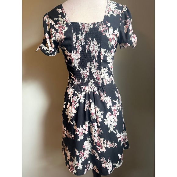 Abercrombie Fitch Black Floral Smocked Back Mini Dress Tie Sleeve boho Y2K fairy - Picture 4 of 6